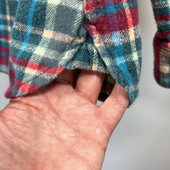 WOOLRICH Women’s Flannel Check Button Down Shirt Red/Blue/White Size Medium - Picture 8 of 12